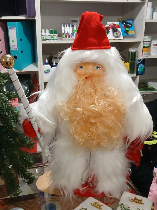 Новорічна сувенірна фігурка Дід Мороз