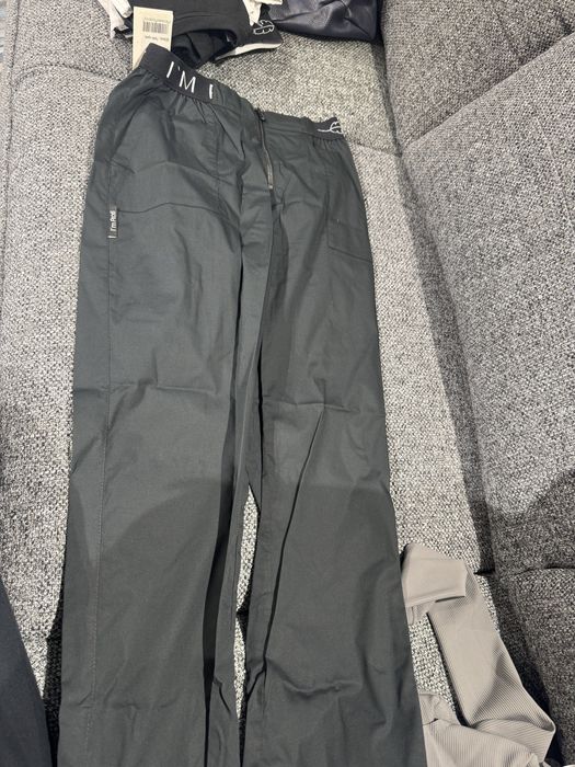 Продам профессионалтную одежду для бьюти мастеров