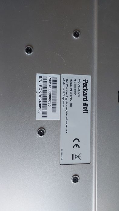 Teclado Packard Bell – Conector PS/2 – Robusto e Funcional