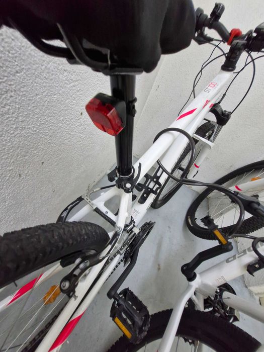 Vendo bicicleta BTT ROCKRIDER em estado novo