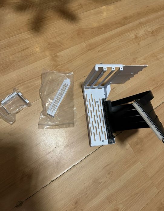 Lian Li Vertical GPU Kit O11DE-1W White
