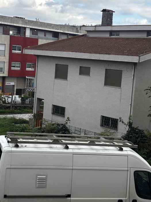 Vende grade de tejadilho