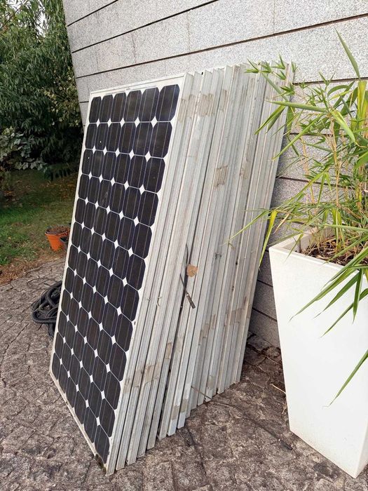 Paineis solares 17 unidades funcionais com inversor Fronios,