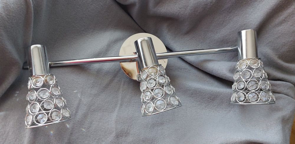 Lampa z krysztalkami