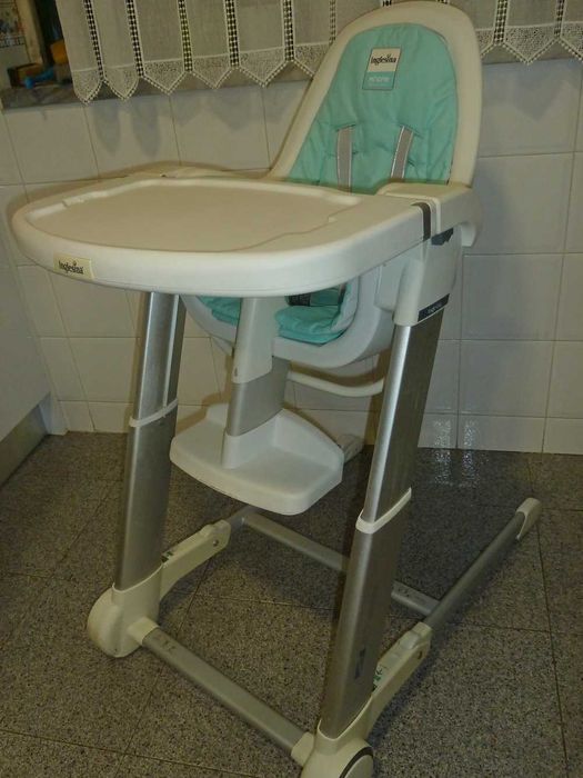 Inglesina Cadeira alta da papa (dos 6 meses até aos 15 kg)