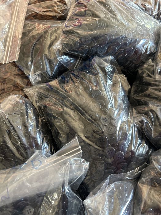 Botoes de massa , 22650 botoes de massa.