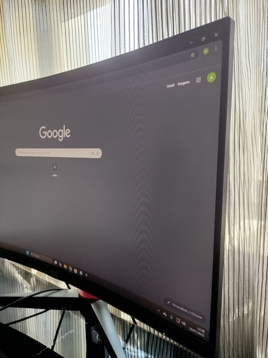 Monitor aoc 240hz 0.5ms 27'