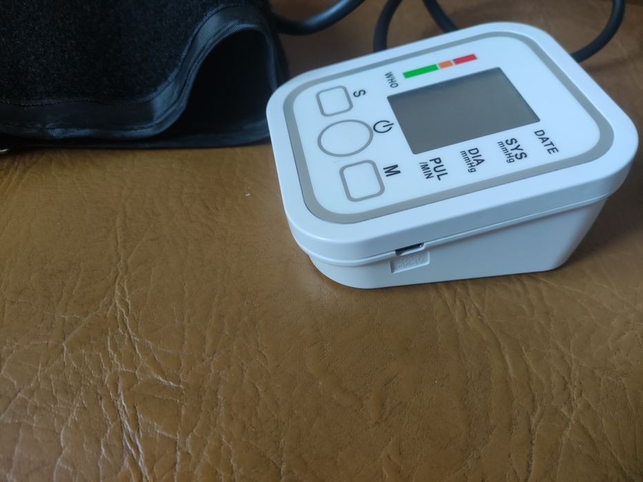 Тонометр Arm Style автоматичний з індикатором аритмії