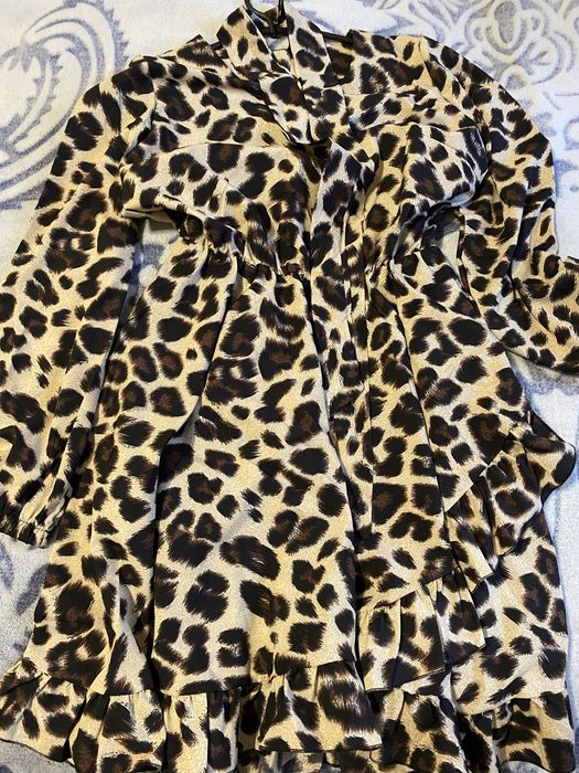 Платье  леопардовое