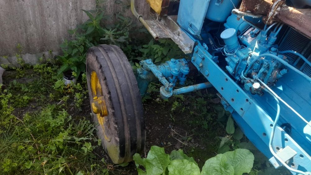 Продам трактор т 40.