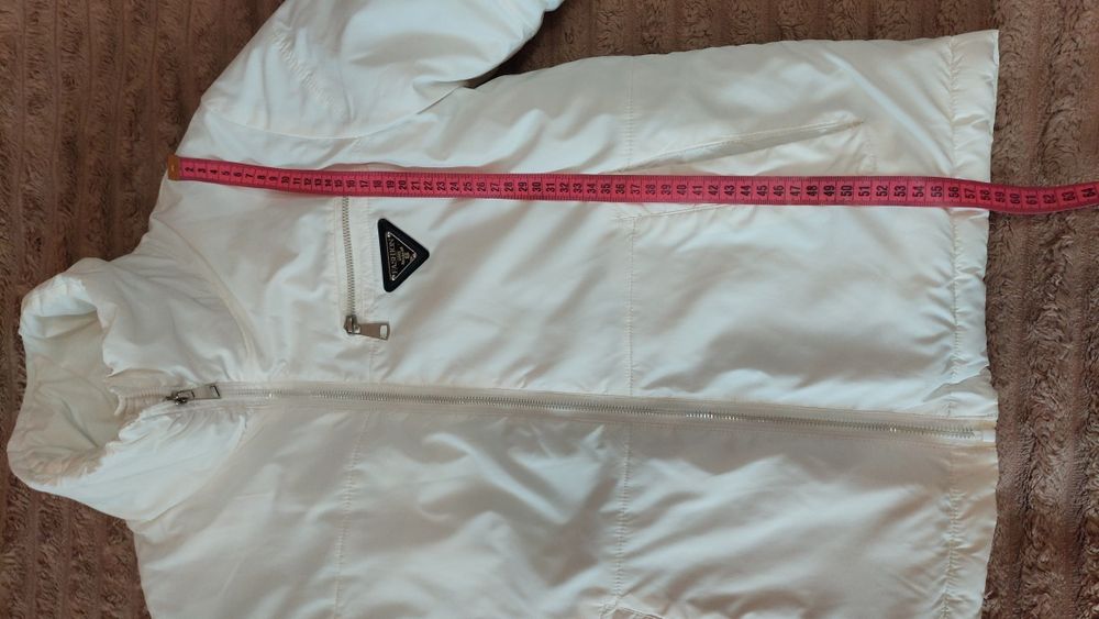 Куртка весняна, стан гарний