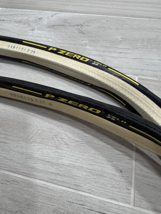 Conjunto Tubulares pneu Vittoria Corsa Graphene 2.0 25 28"