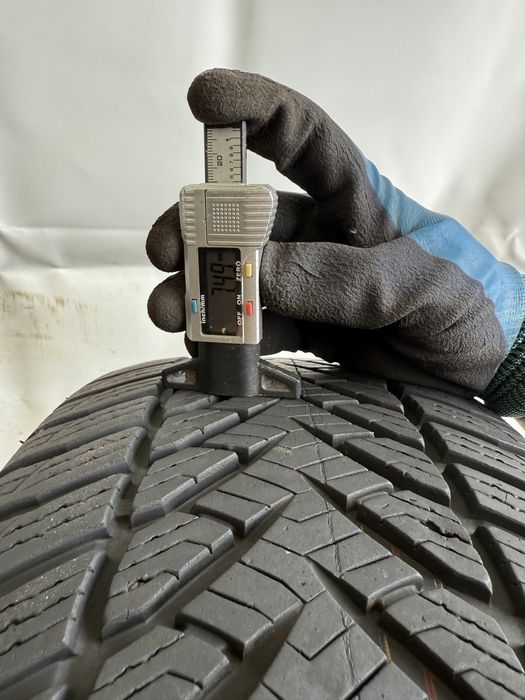 225/50/17 Goodyear Eagle Ultra Grip Run-Flat 94H 2018R (493)