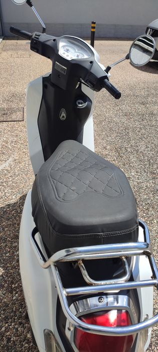 Scooter 2 tempos 70cc vendo ou troco por carro ou mota