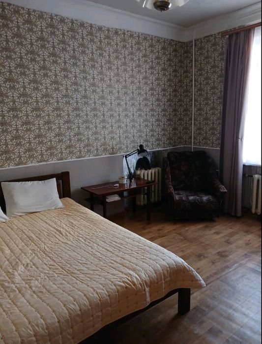 Продам 4 -и кімнатну квартиру в Жовтих Водах