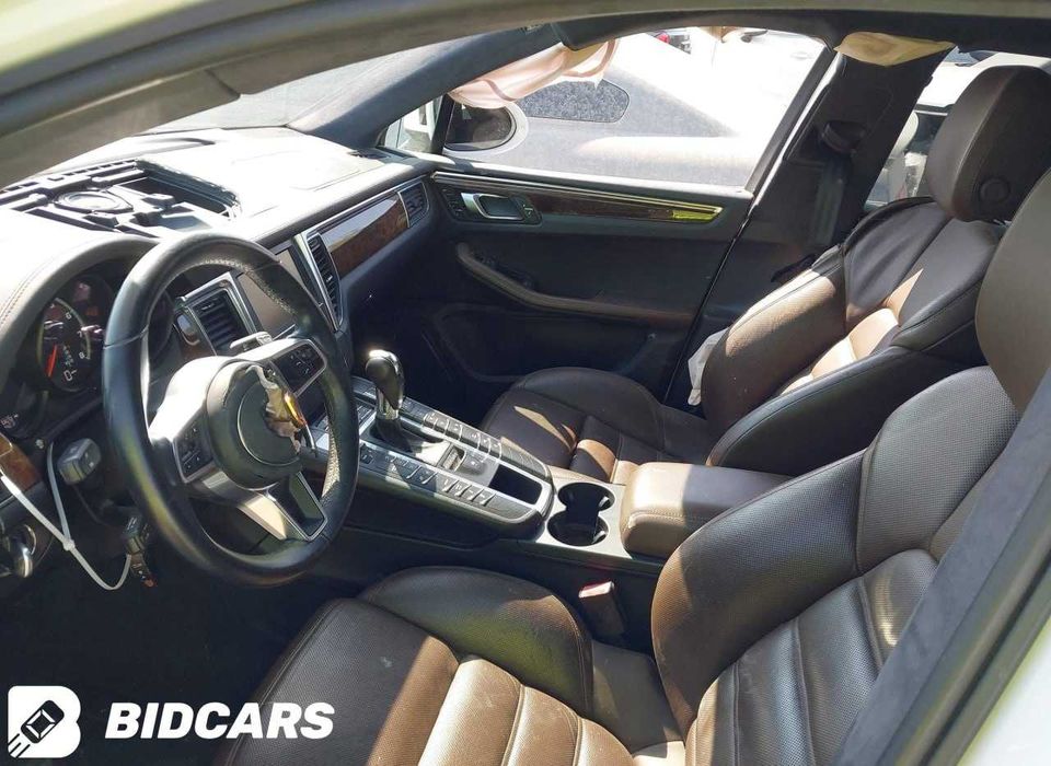 Części do Porsche Macan Turbo 2015 3.6L AWD, wersja USA.