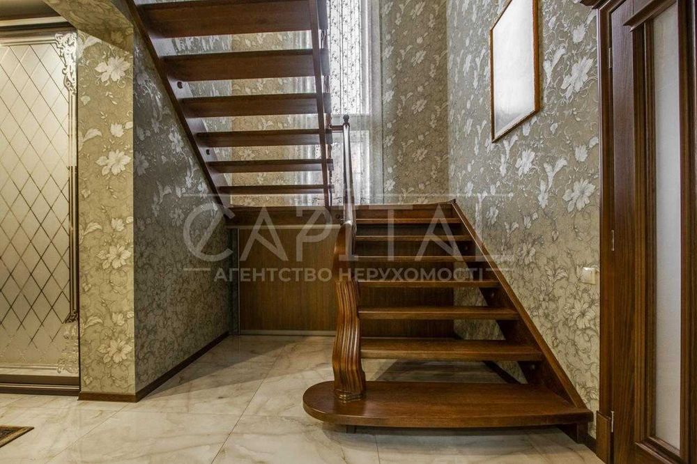 Продаж 2-поверхового будинку, 250 м2, с. Петропавлівська Борщагівка