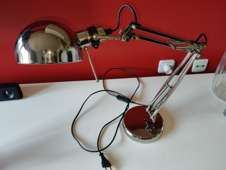 Candeeiro de secretária