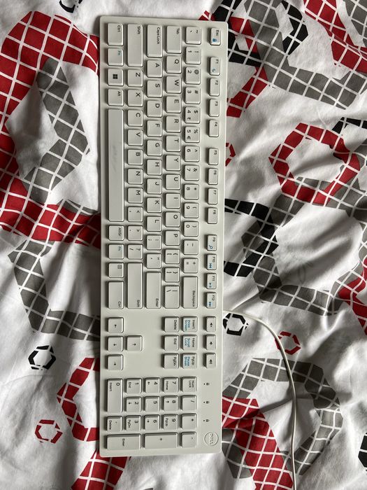 Продам клавіатуру