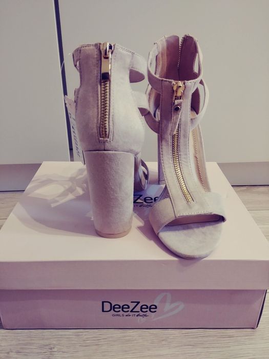 Nowe sandały na grubym słupku rozm.37