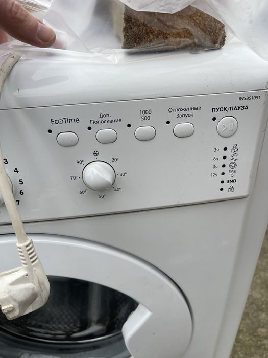 Стиральная машинка Indesit