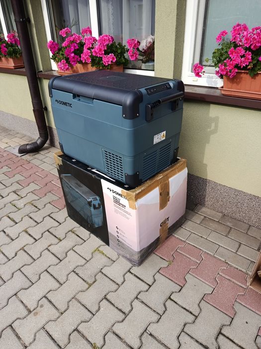 DOMETIC CFX2 45 - nowa lodówka  turystyczna przenośna