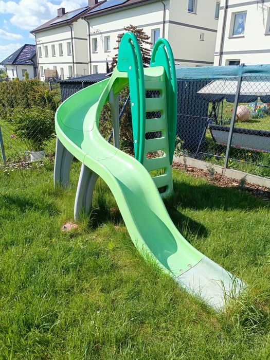 Duża kręcona ślizgawka Smoby Berchet U Turn  Twister
