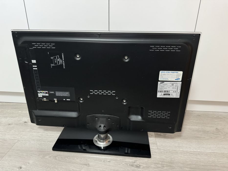 Телевізор Samsung UE32D4000NW: 4 200 грн. - Телевизоры Киев на Olx