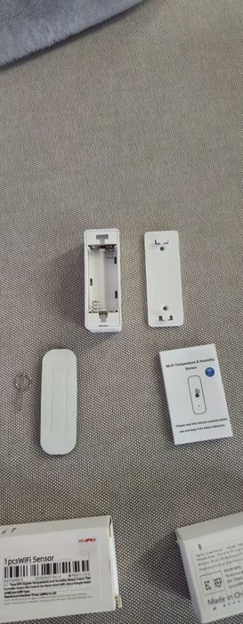 WiFi Temperature and Humidity Sensor446840807013099521