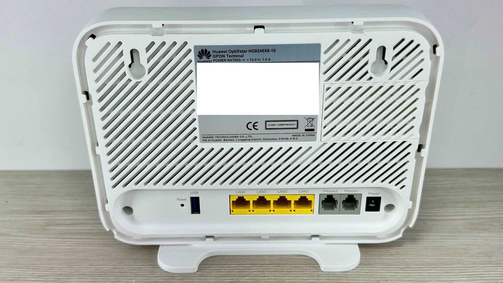 Router Huawei OptiXstar HG8245X6-10 + dekoder N7800