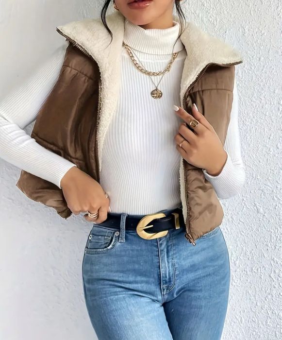 Легка демісезонна жилетка