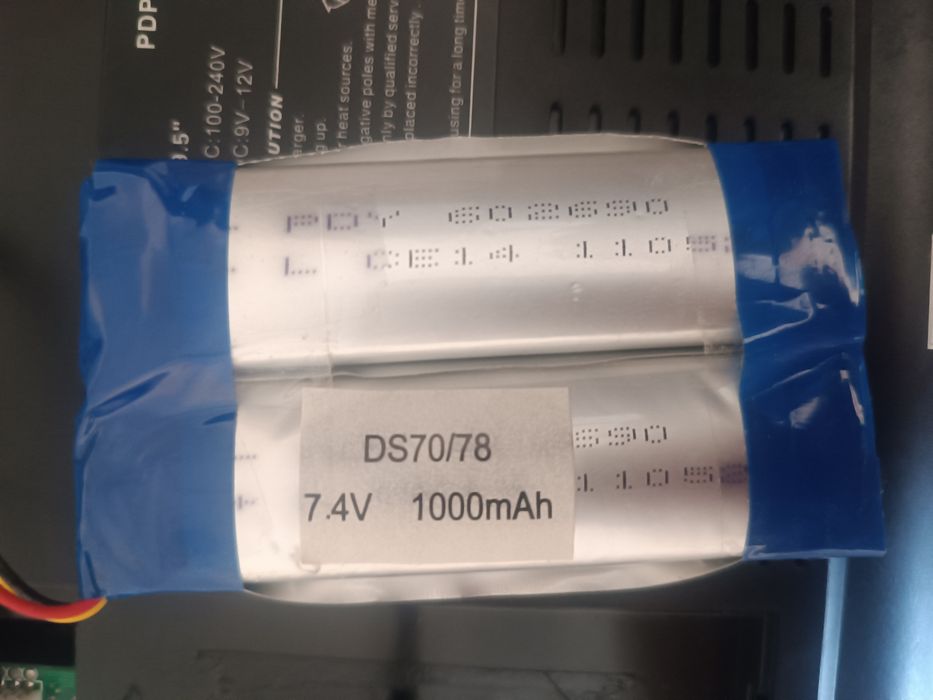 Портативний DVD плеєр HYNDAI 9.5" PDP498SUATV