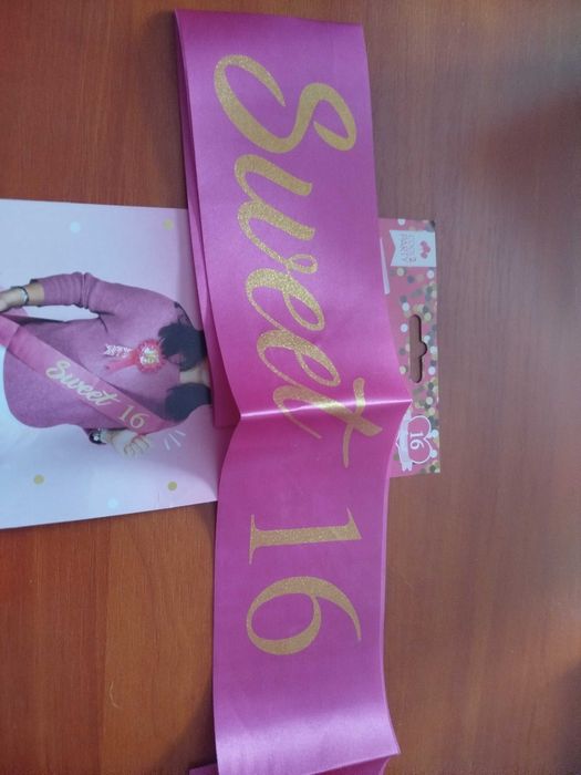 Szarfa urodzinowa sweet 16