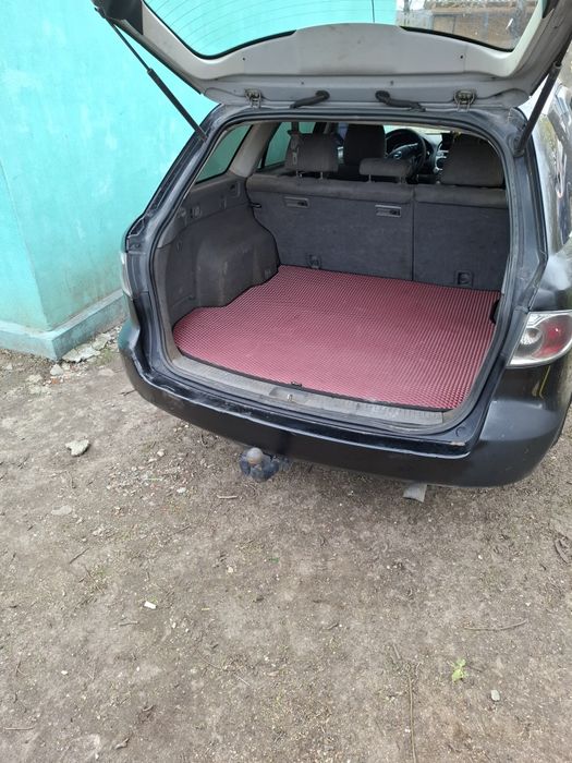 Мазда 6 2004 року
