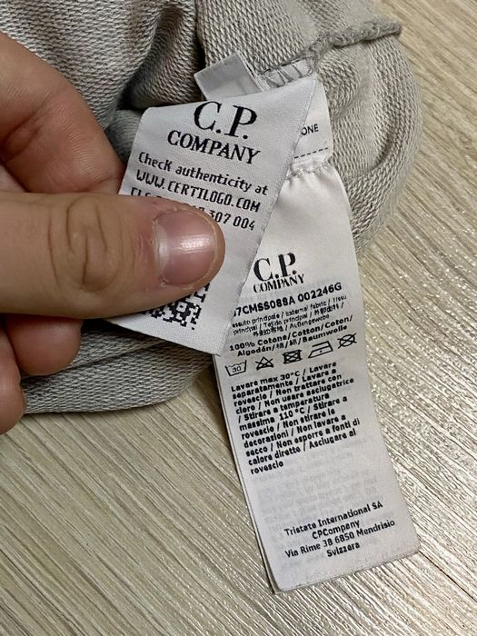 Світшот Лонгслів C.P. Company сірий