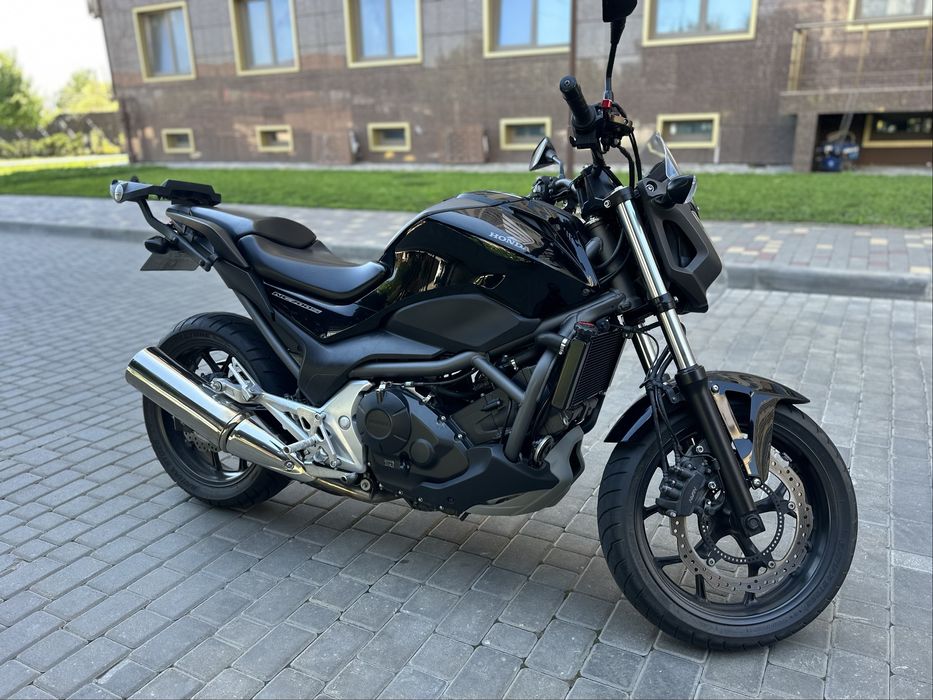Продам мотоцикл Honda NC700S