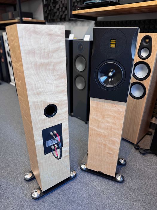 Neat Acoustics MOMENTUM J6 Kolumny podłogowe OUTLET SKLEP FV