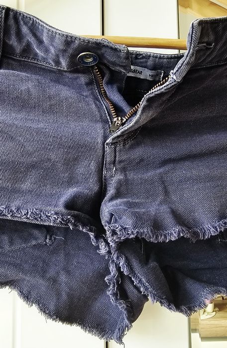 Granatowe krótkie jeansowe spodenki, Pull & Bear, rozm 36