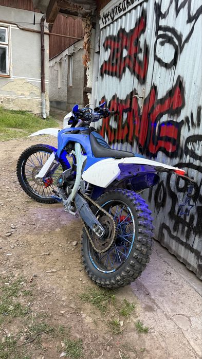 Hornet dakar 250