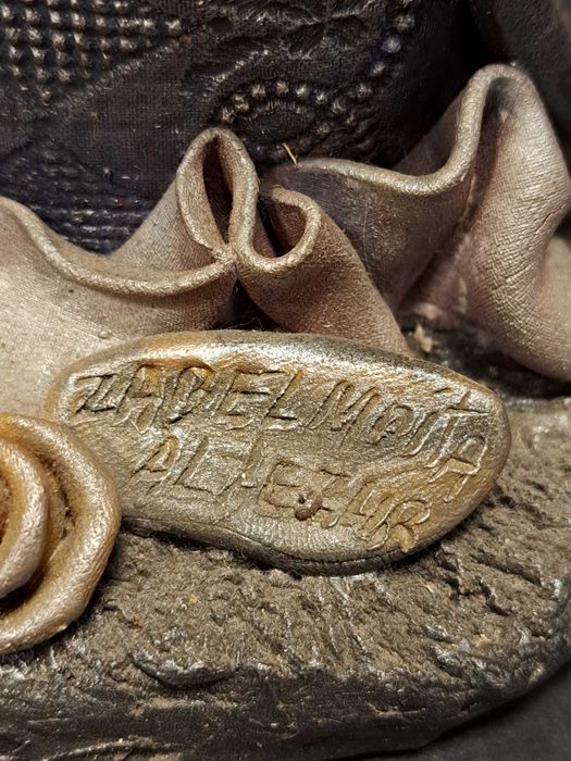 Nossa Senhora do O, Arte em barro de Aljezur