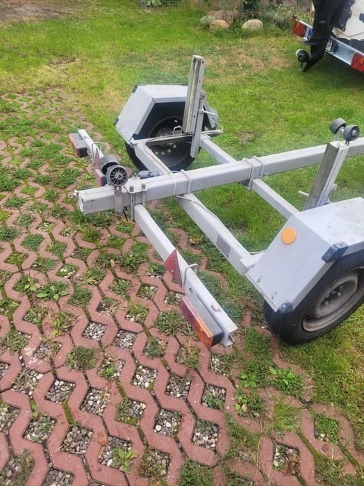 Przyczepa podlodziowa Niewiadów N-300  1985r
