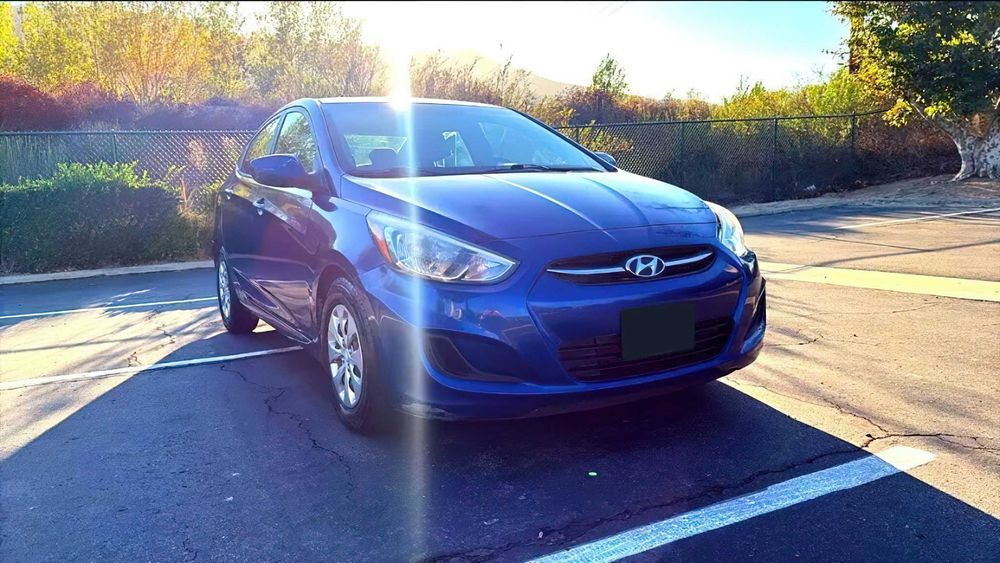 Hyundai Accent GLS      2015