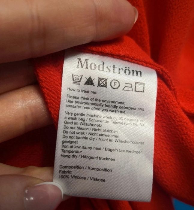 Piękna czerwona sukienka marki premium 100% wiskoza