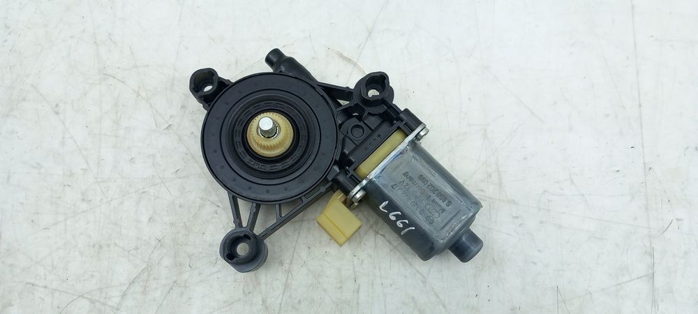 Motor vidro frente direito AUDI A3 Sportback (8VA, 8VF)