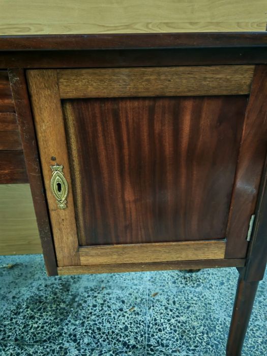 Secretária / mesa de encostar antiga