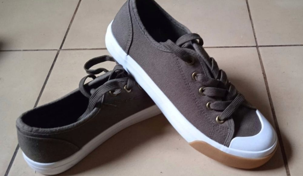 Trampki damskie brązowe