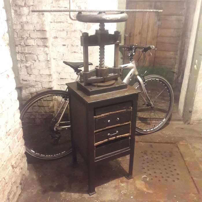 Stara Prasa mimośrodowa