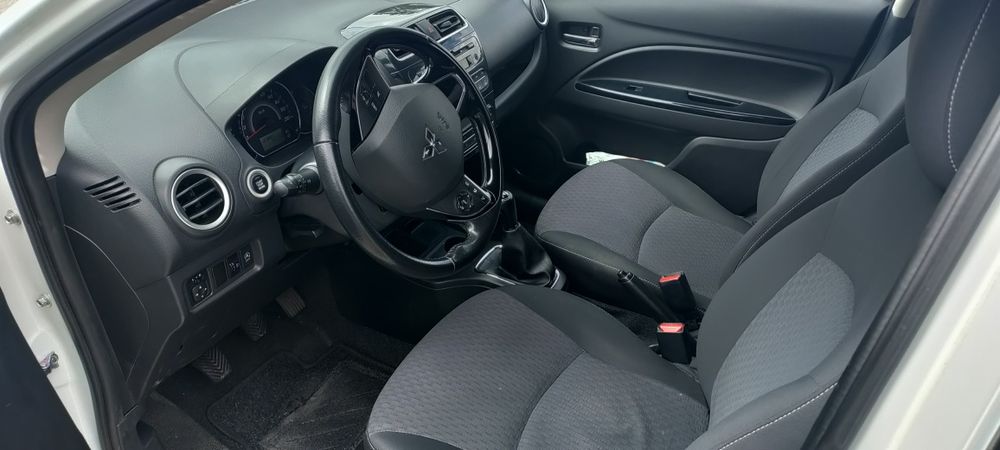 Viatura Mitsubishi Space Star