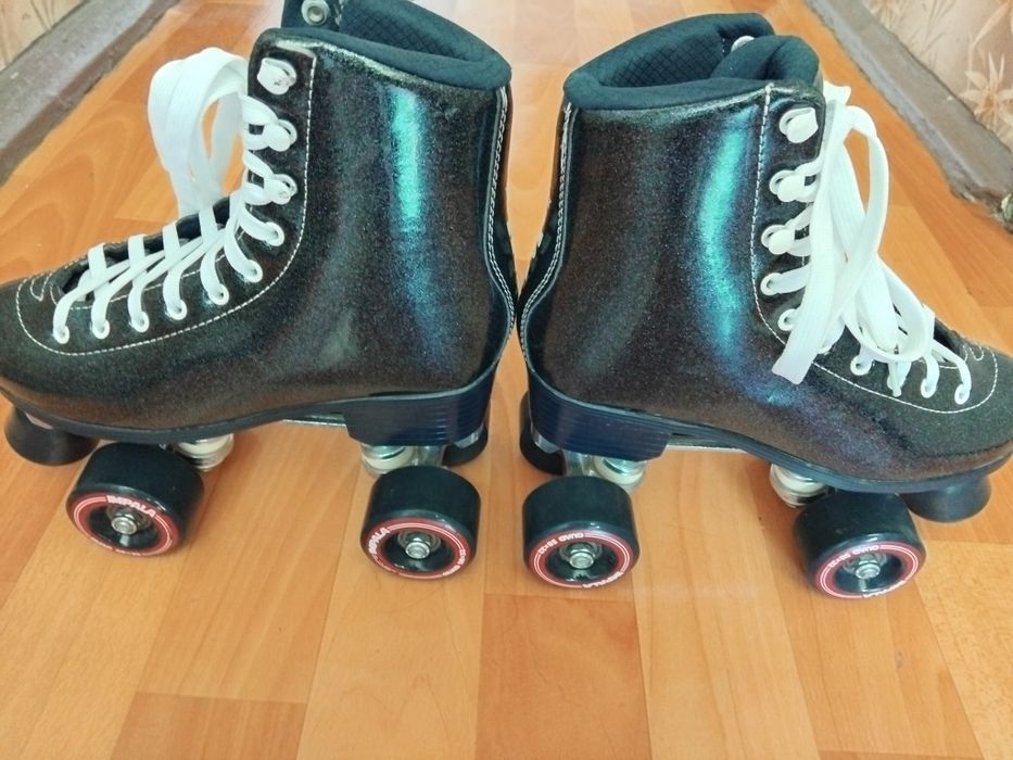 Продам новые оригинальные ролики Impala  37 размера