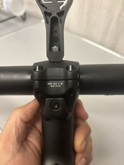 Guiador e avanço specialized